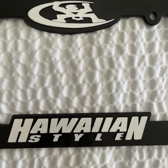 Hawaiian Style License Plate Cover - Picture 4 of 6